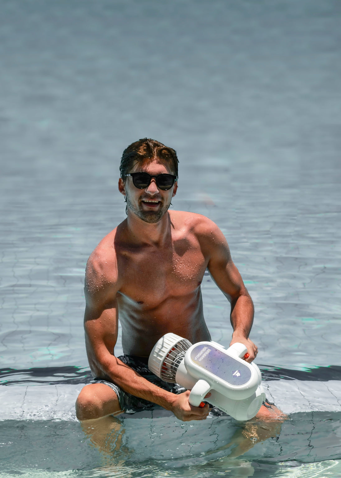 Sublue Hagul EZ Underwater Scooter - Rugged Venture