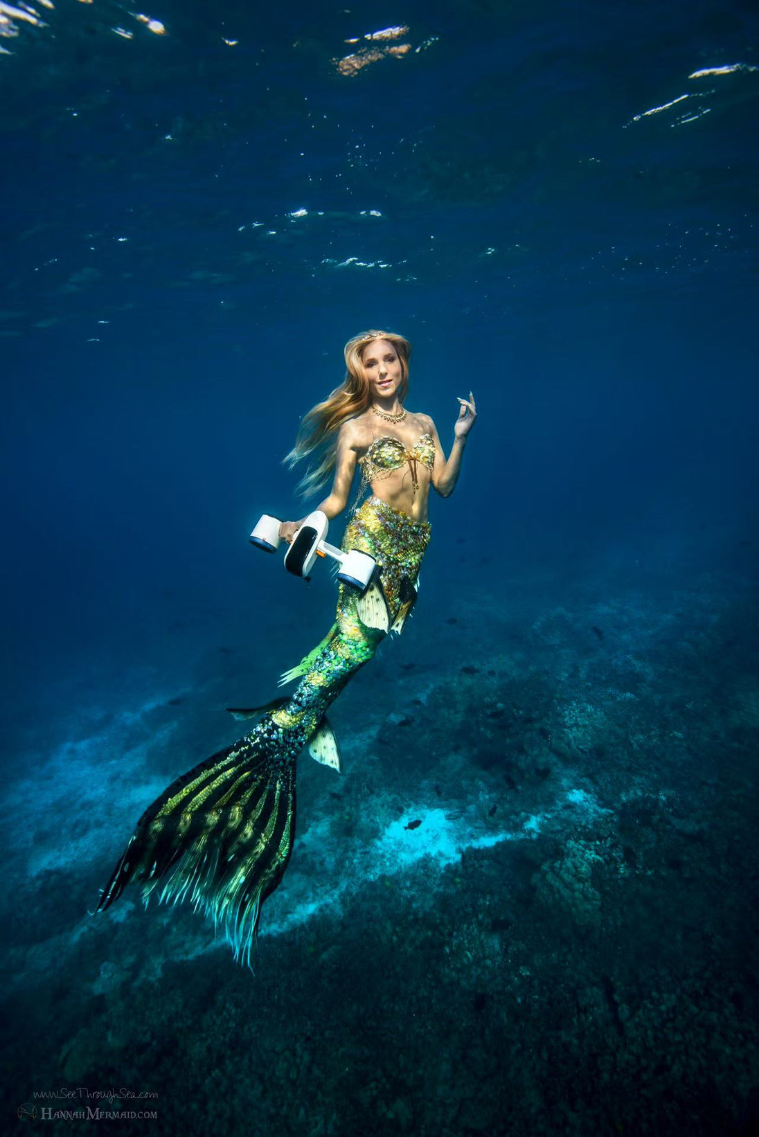 Sublue Mix Underwater Scooter - Rugged Venture