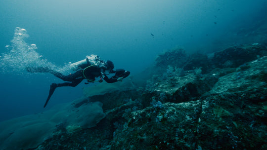 Sublue Vapor Underwater Scooter - Rugged Venture