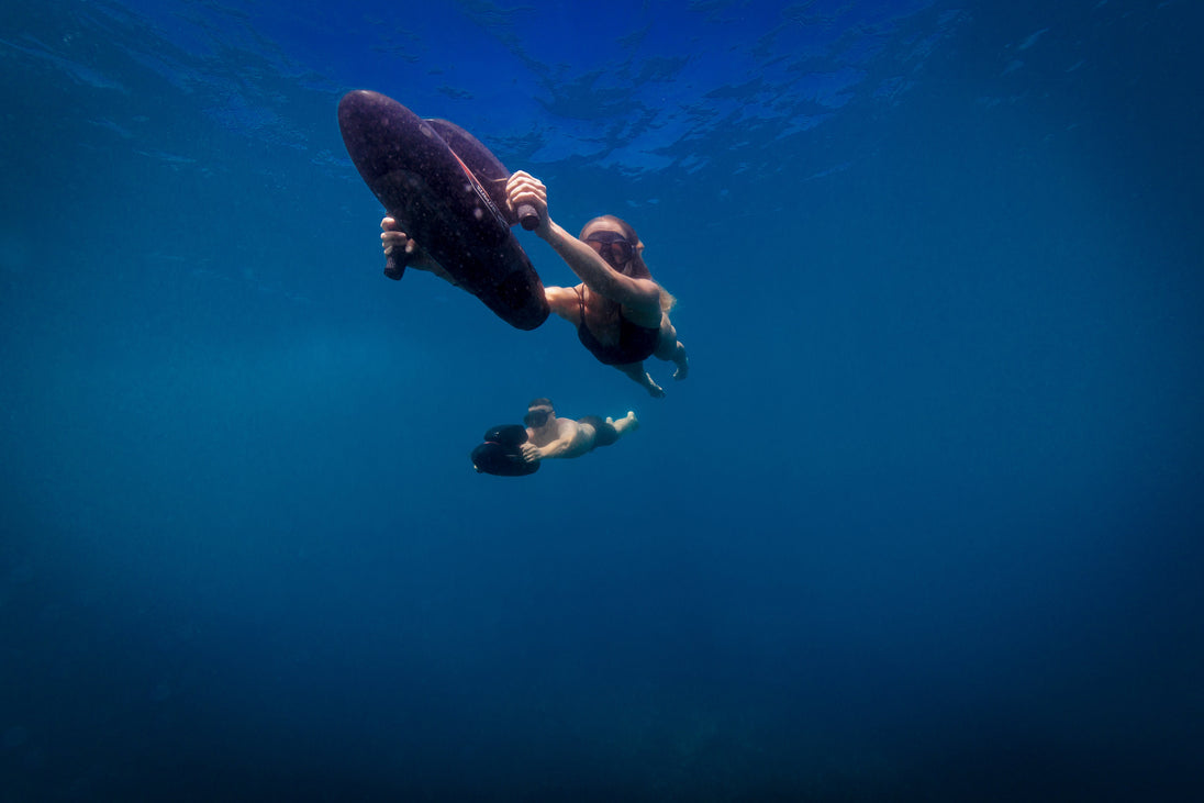 Sublue Vapor Underwater Scooter - Rugged Venture