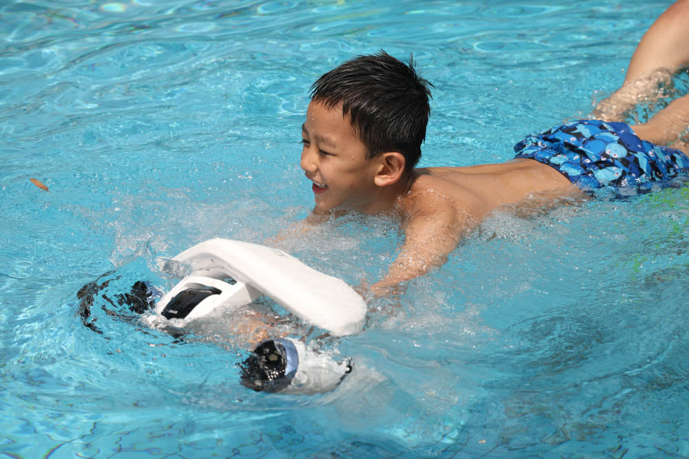 Sublue Mix Underwater Scooter - Rugged Venture
