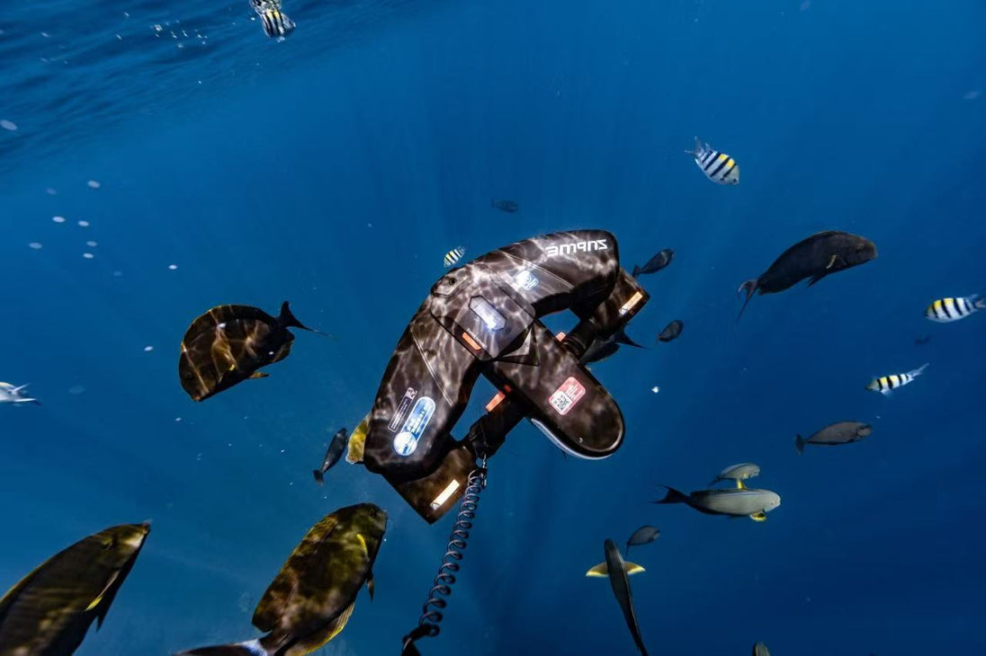Sublue Navbow+ Underwater Scooter - Rugged Venture