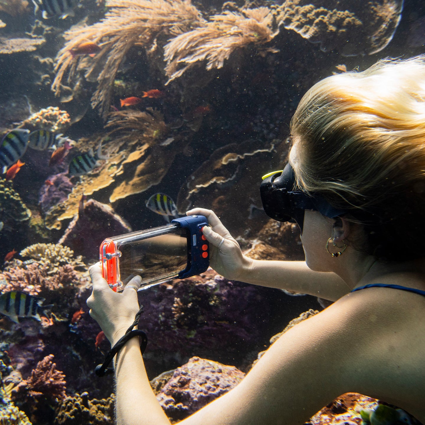 Sublue H1+ Smart Waterproof Phone Case - Rugged Venture