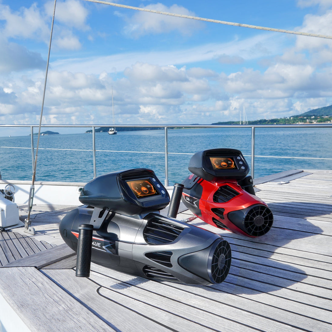 Sublue Vapor Underwater Scooter - Rugged Venture