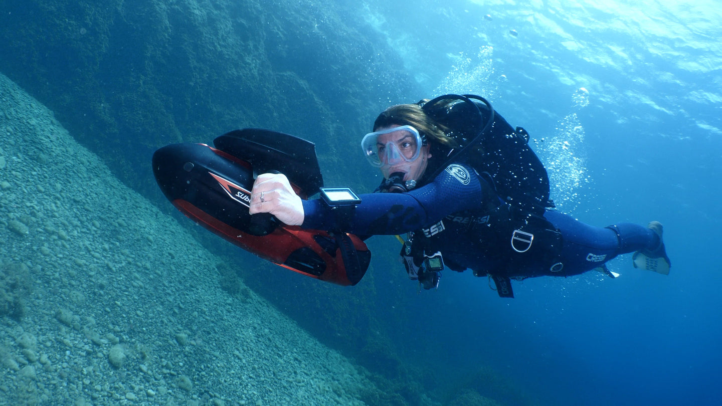 Sublue Vapor Underwater Scooter - Rugged Venture