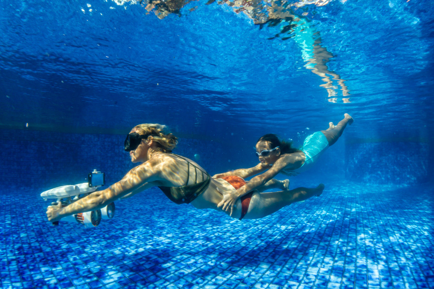 Sublue Tini Underwater Scooter - Rugged Venture